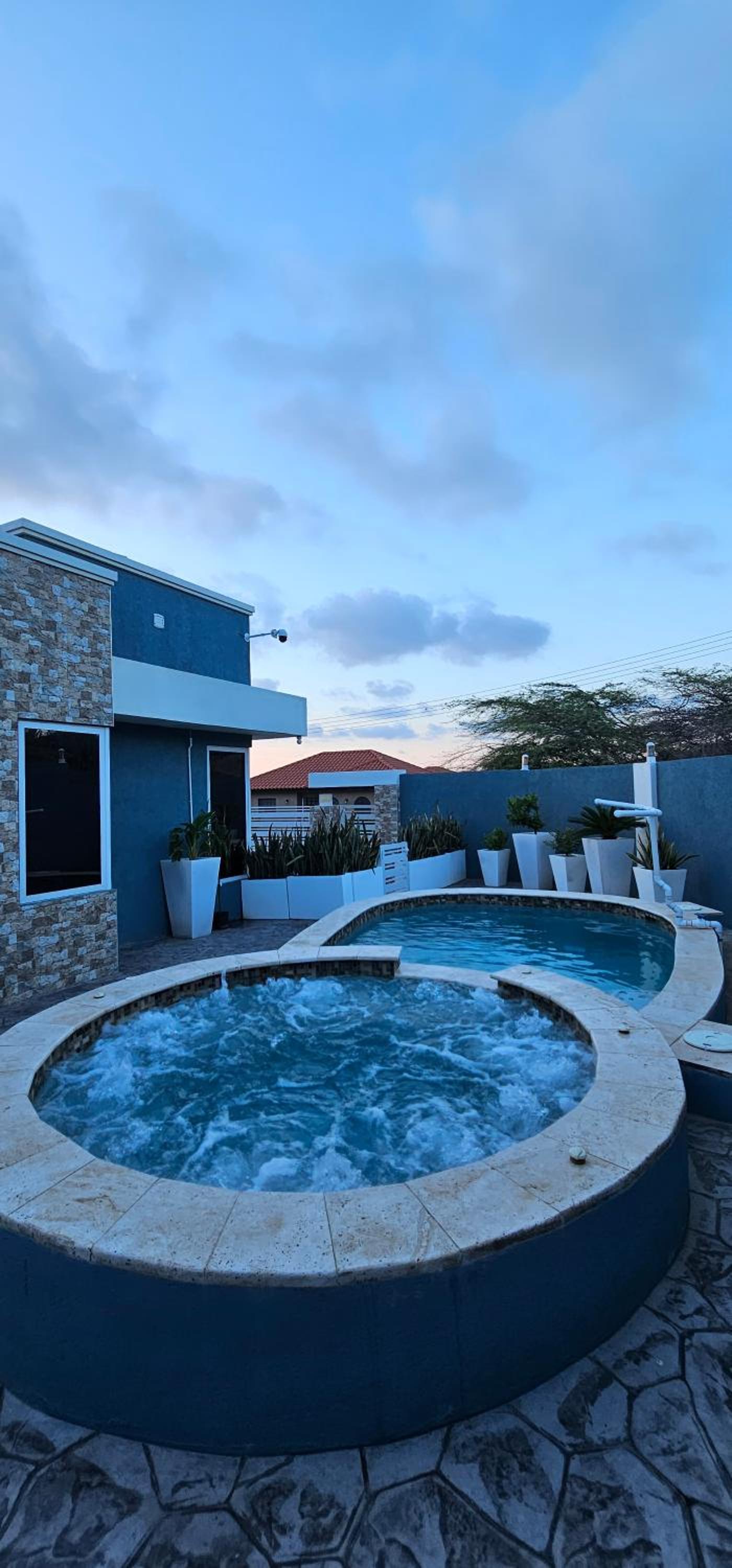 Your private paradise close by the beach!