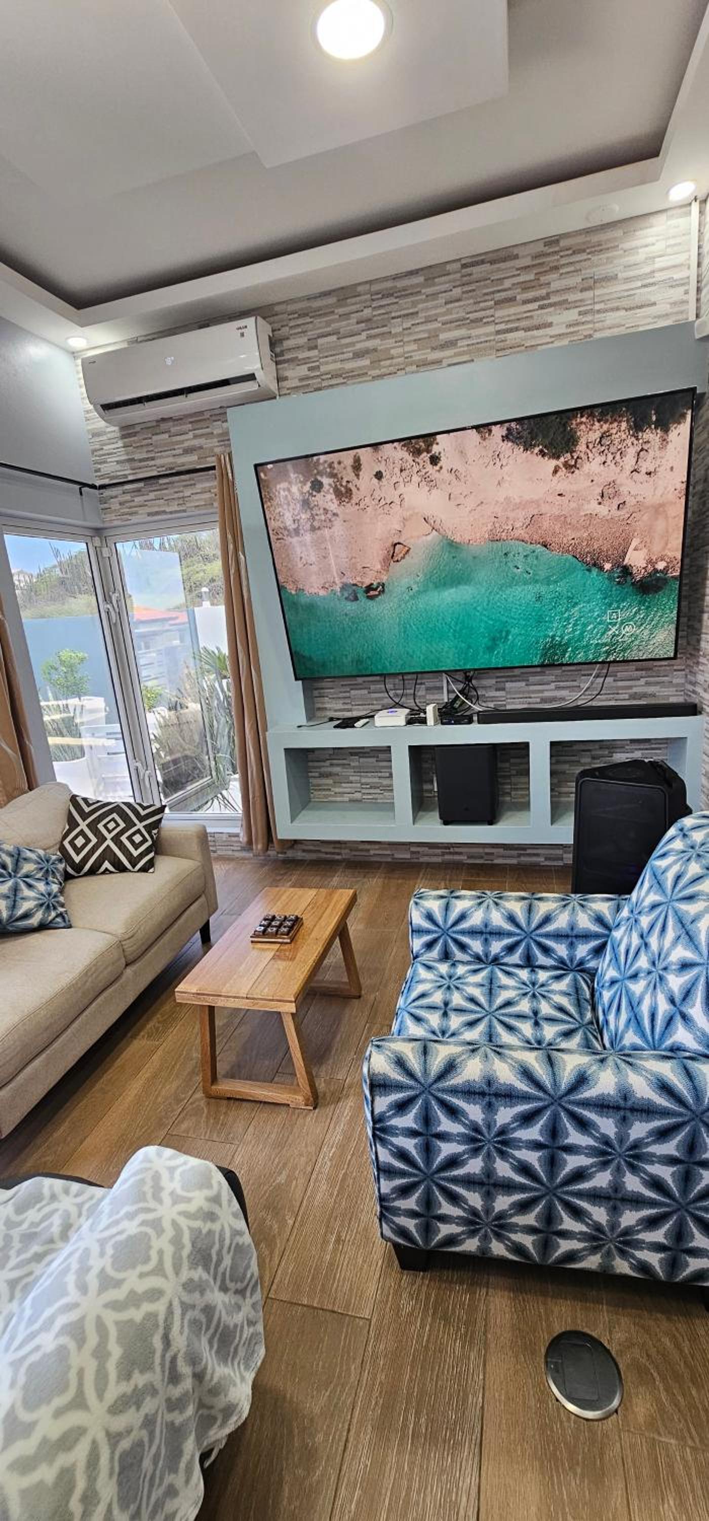 Your private paradise close by the beach!