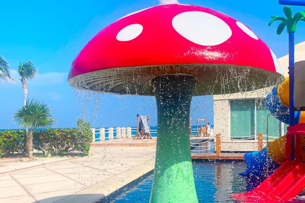 Cancun Studio - Steps to Beach and Water Fun