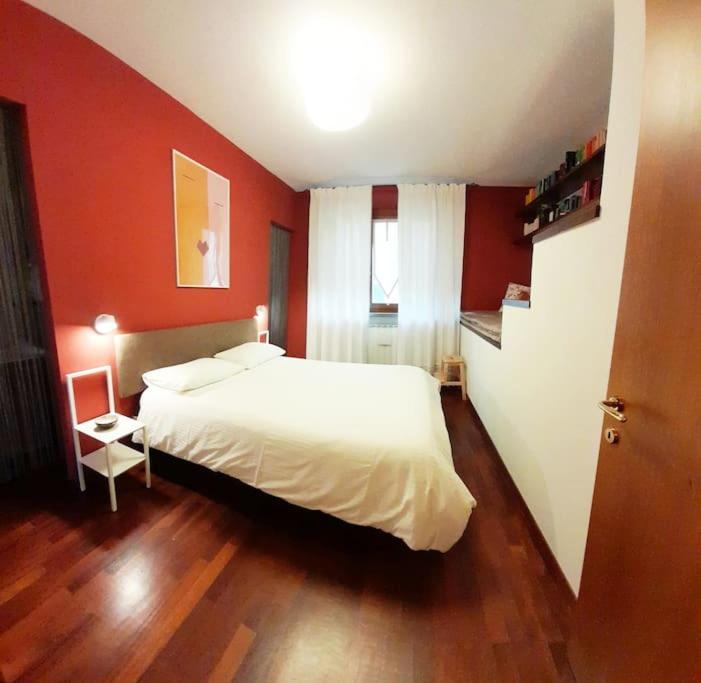 House Nubia, townhouse with private parking lot included