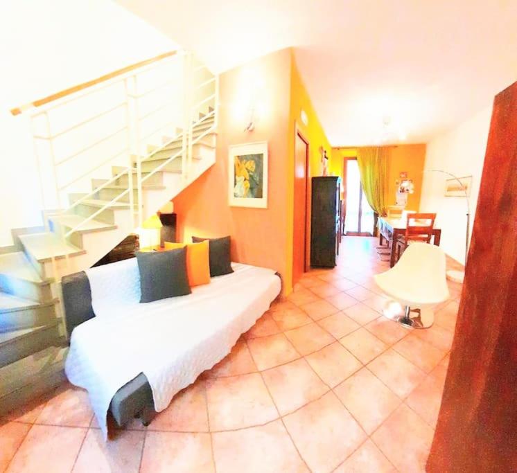 House Nubia, townhouse with private parking lot included