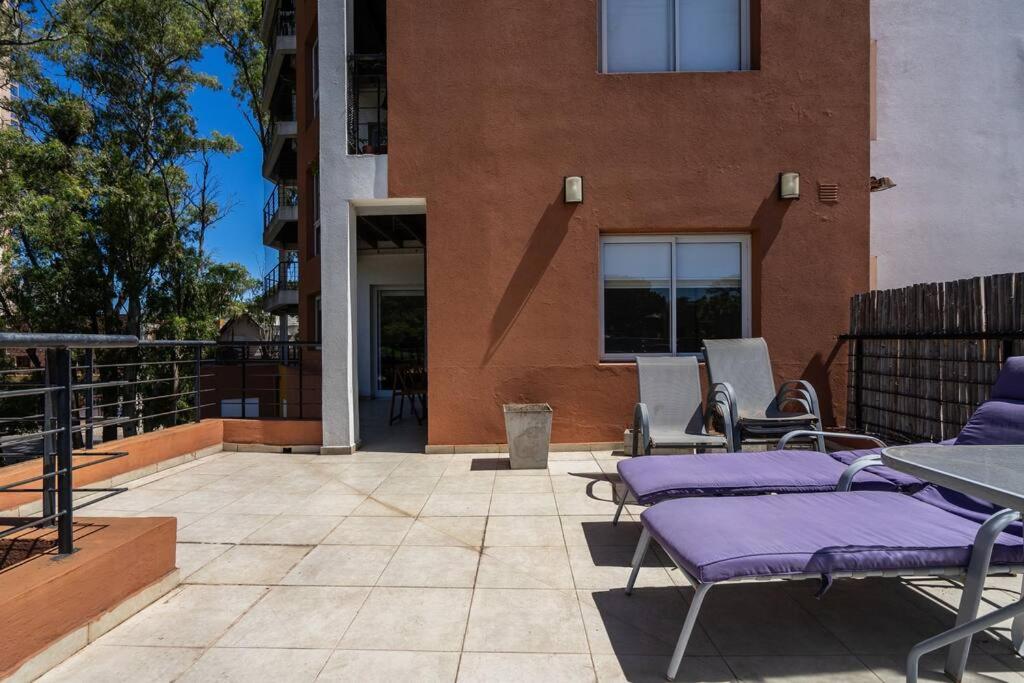 Divino dto zona centro con cochera y terraza con solarium propia