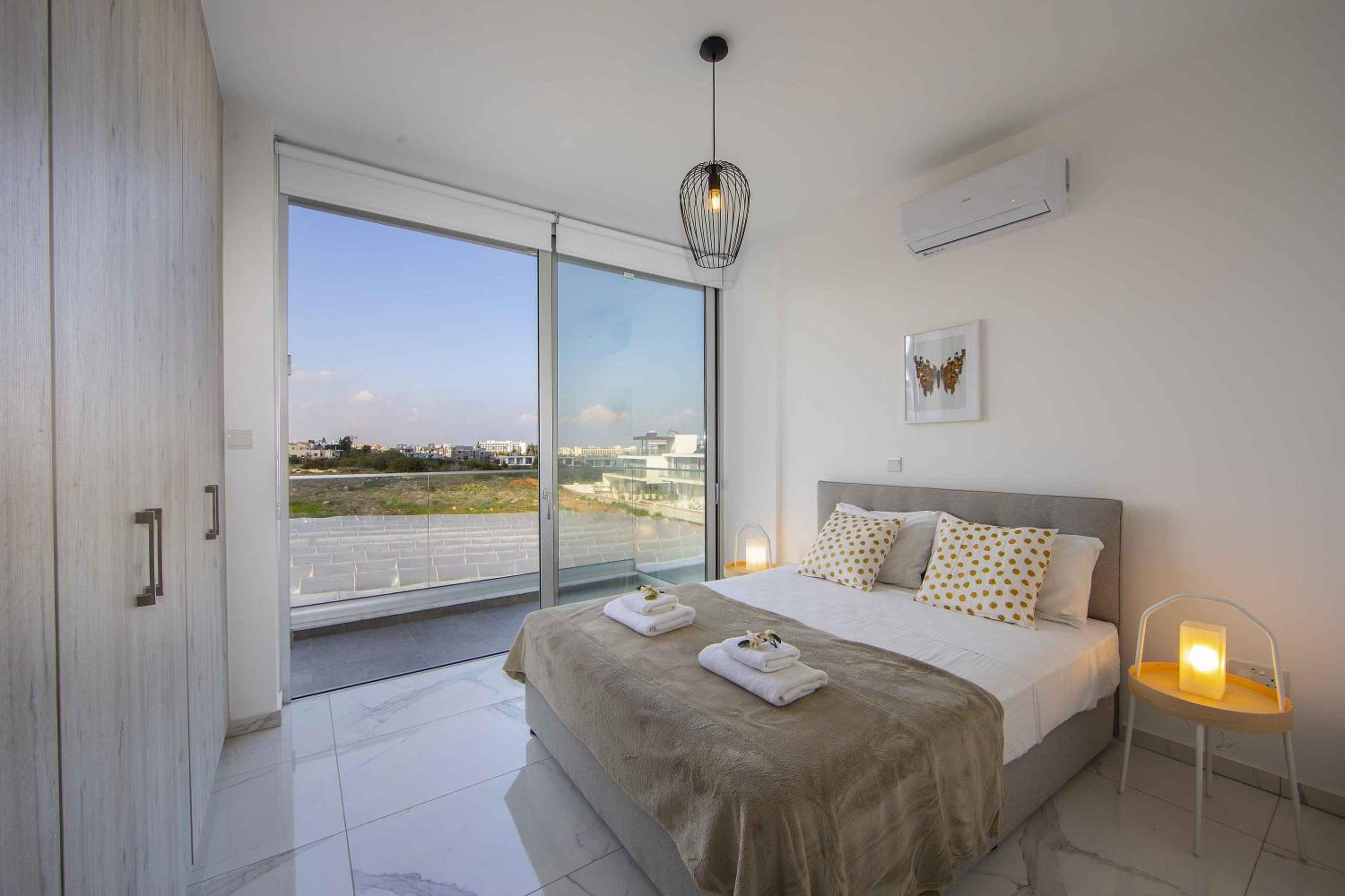 Brand New Luxurious Villa With Pool