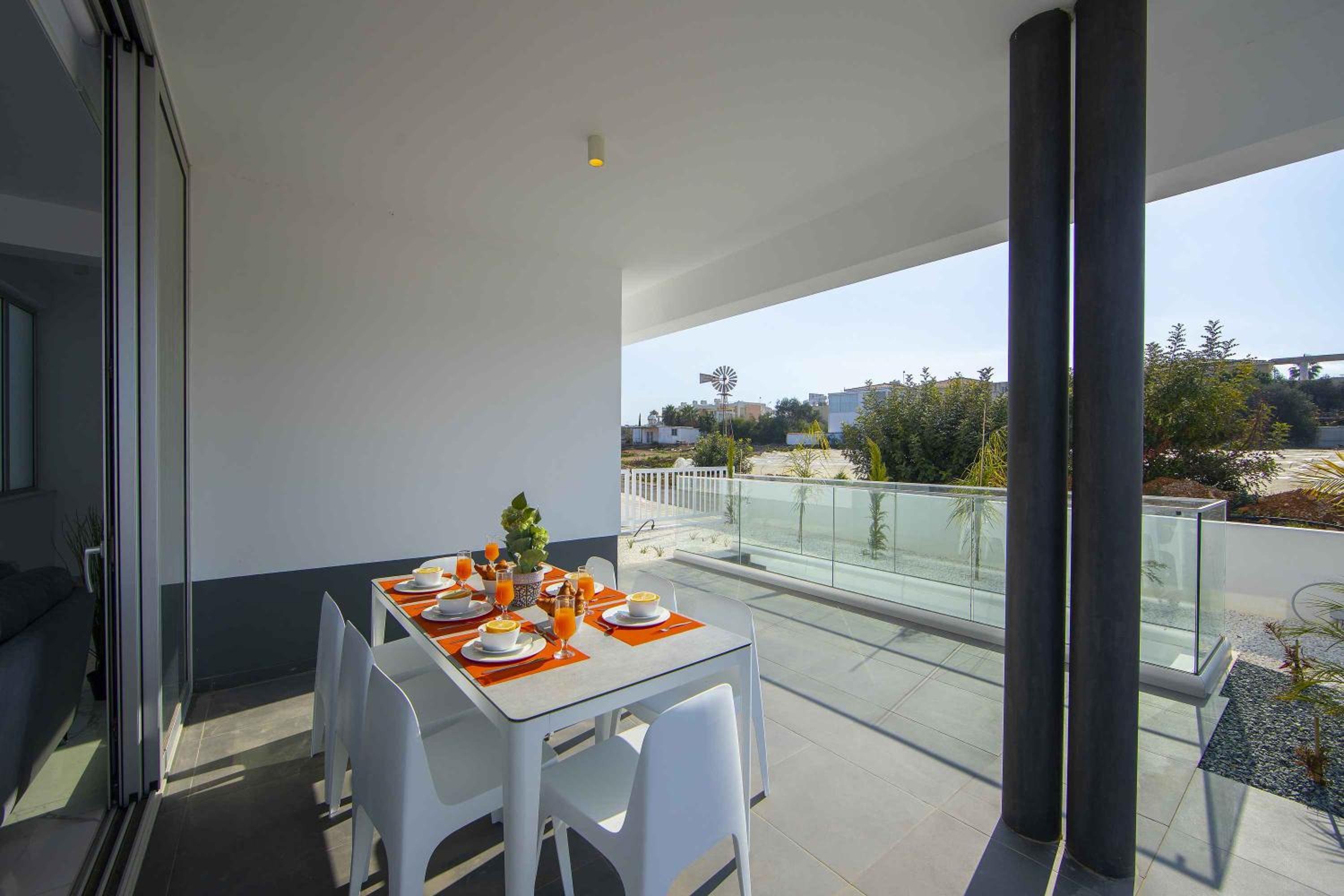 Brand New Luxurious Villa With Pool