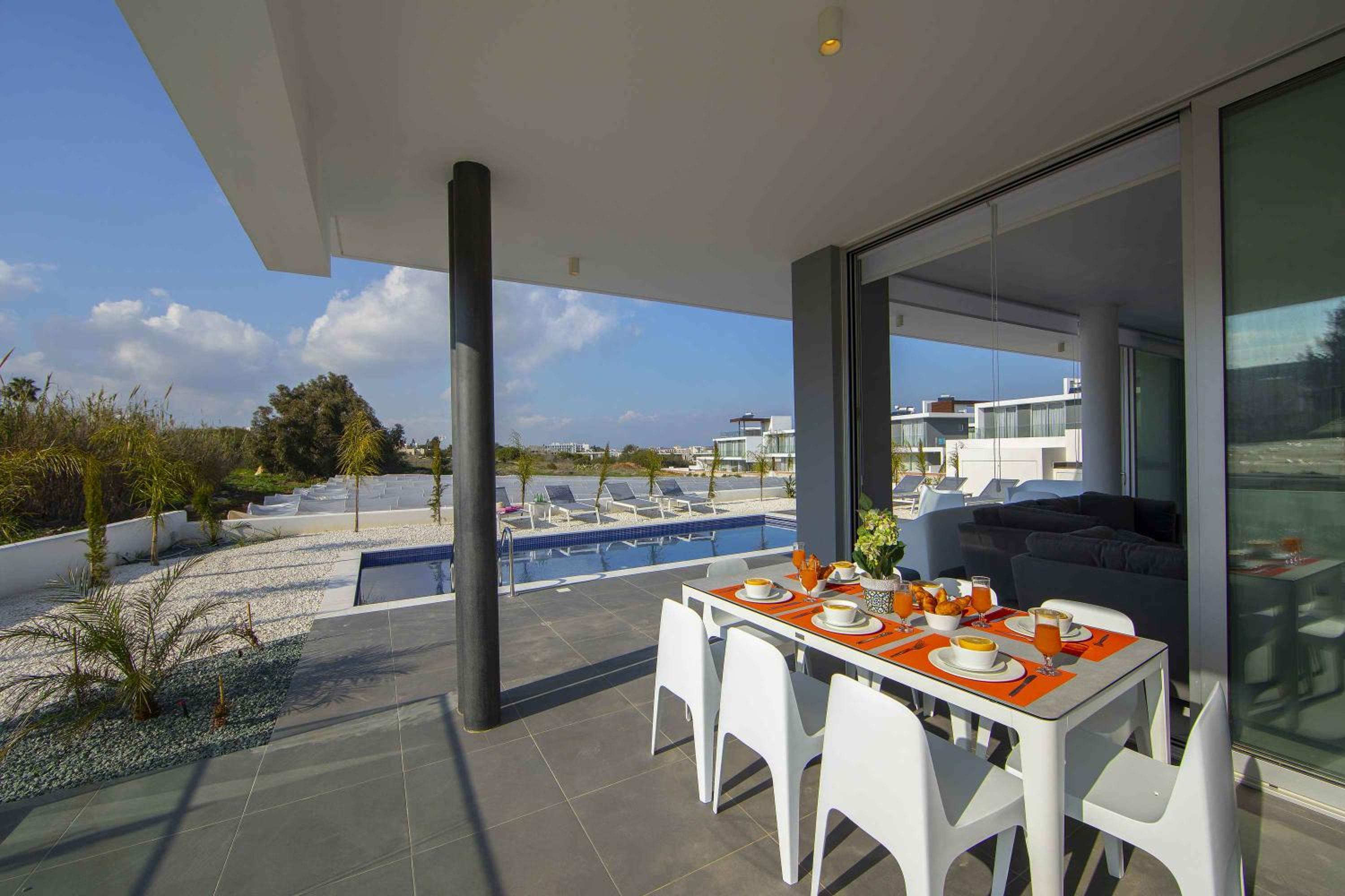 Brand New Luxurious Villa With Pool