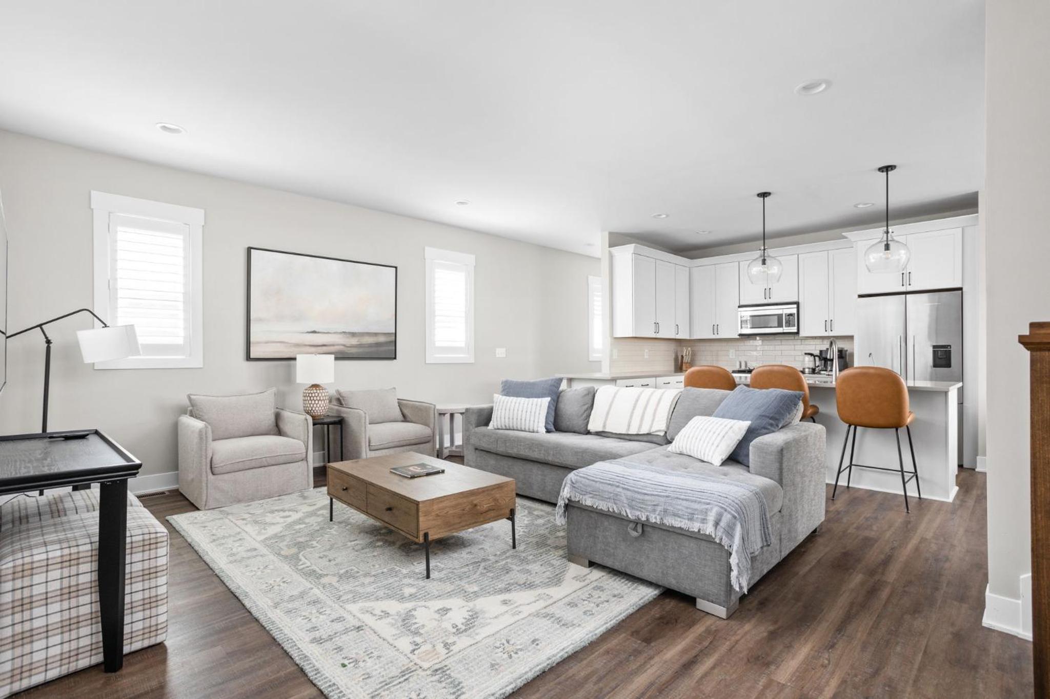 Sleeps 22-Downtown Westfield-Near Grand Park! view 2
