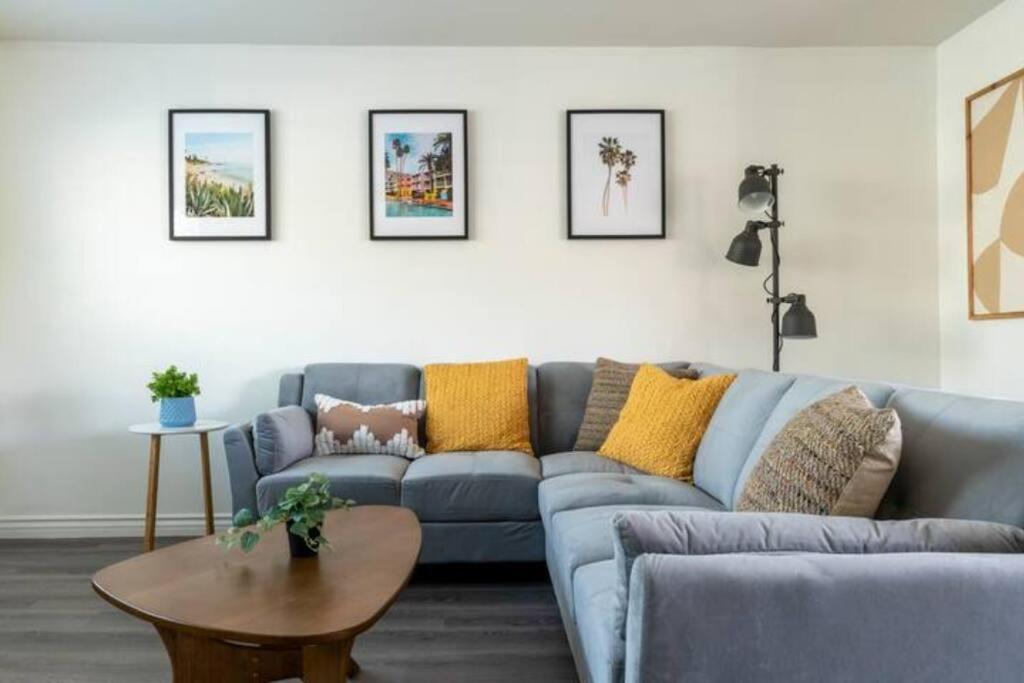 Alhambra 5 Unit Apartment Complex! view 3