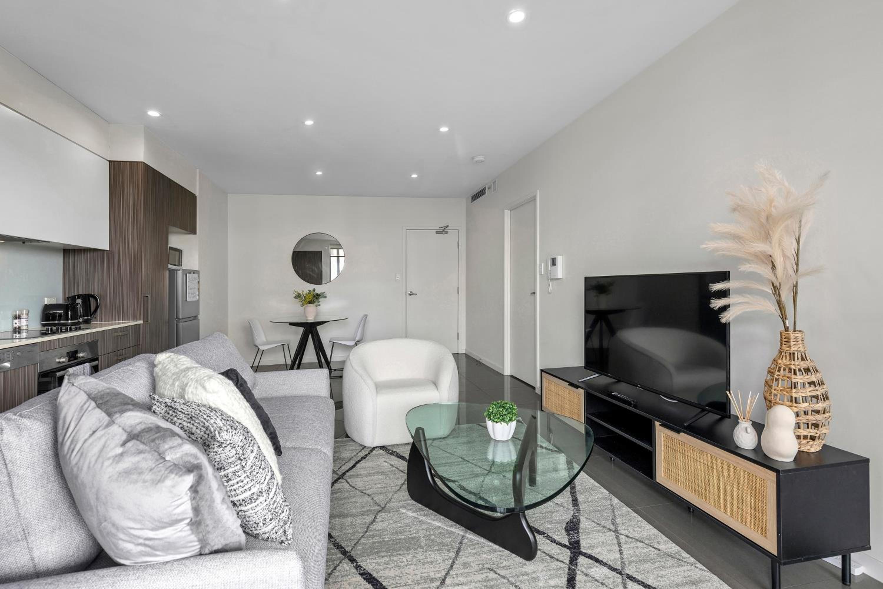Cirque Boutique Apartments - Hosted by Coastal Letting Co.