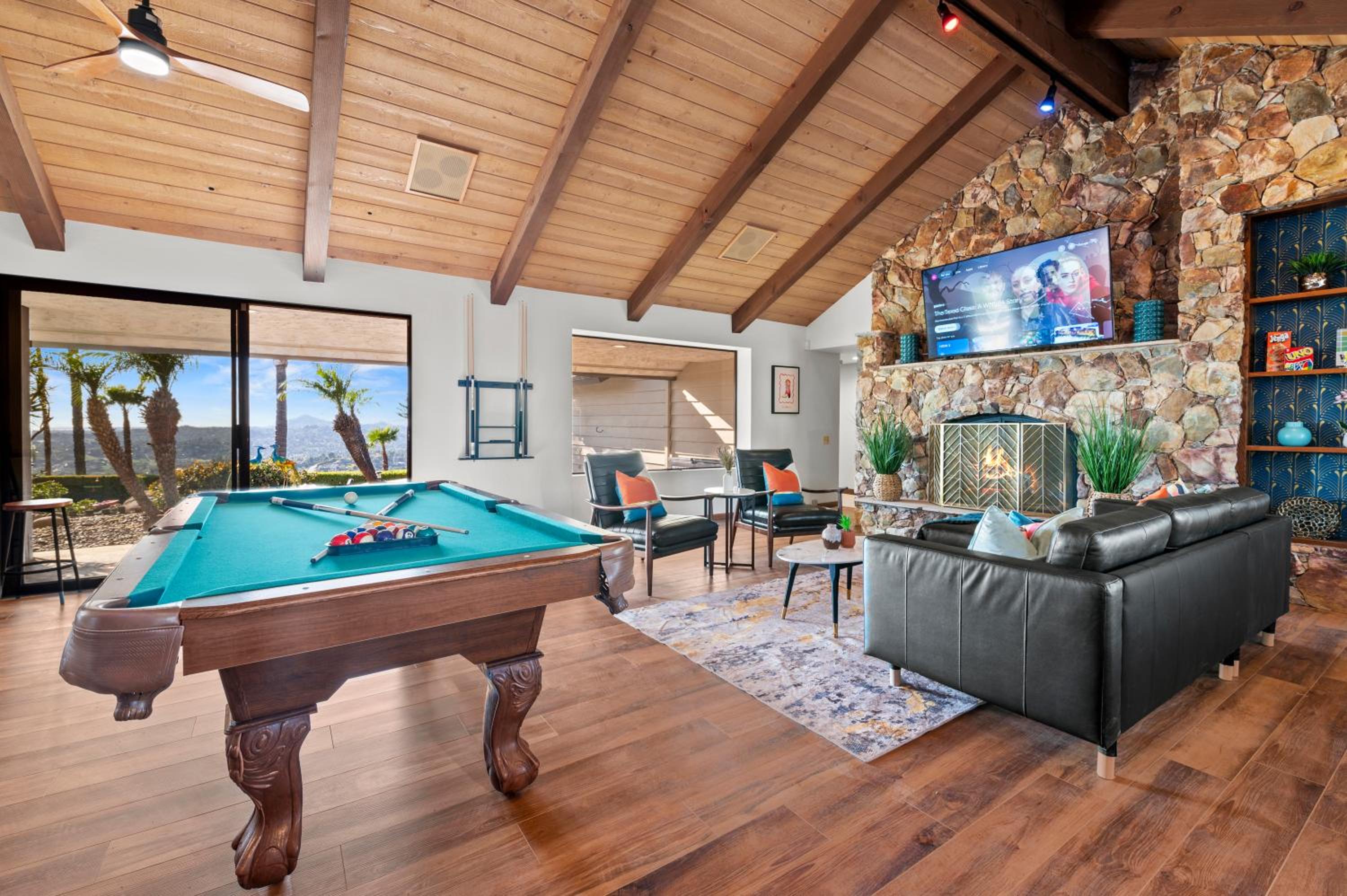 lounge