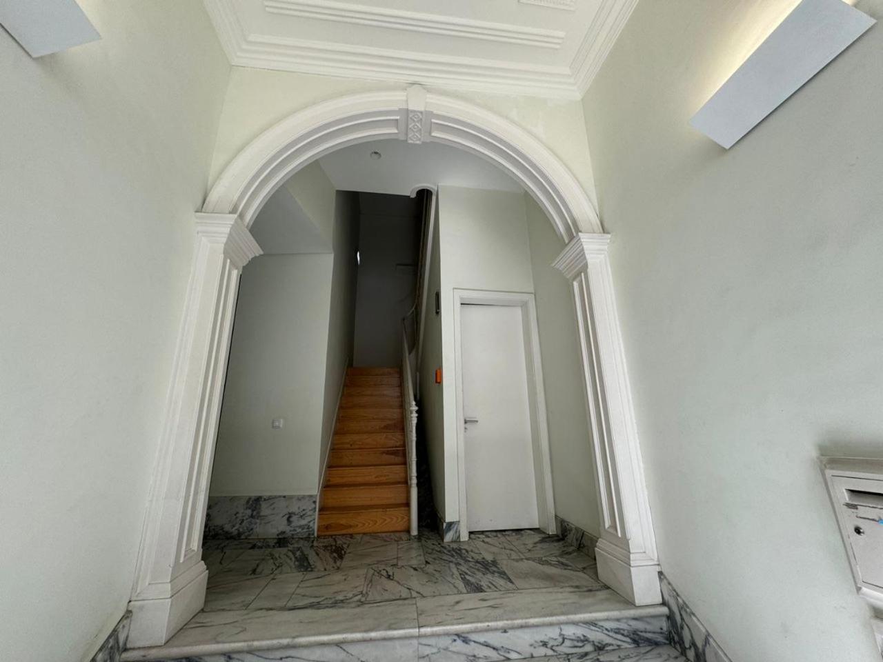 Apartment Central