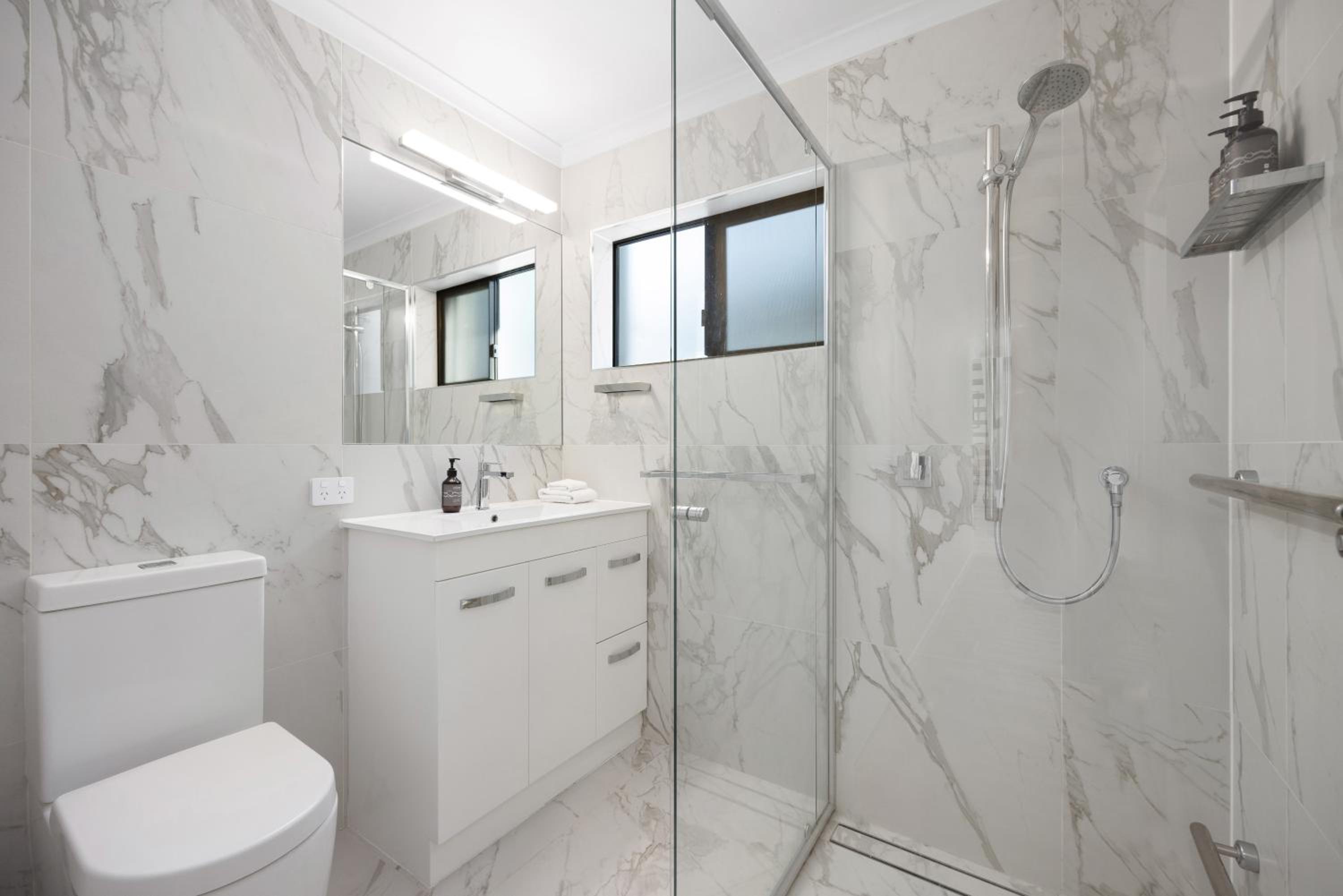 Waterfront Family Retreat, Pet-Friendly