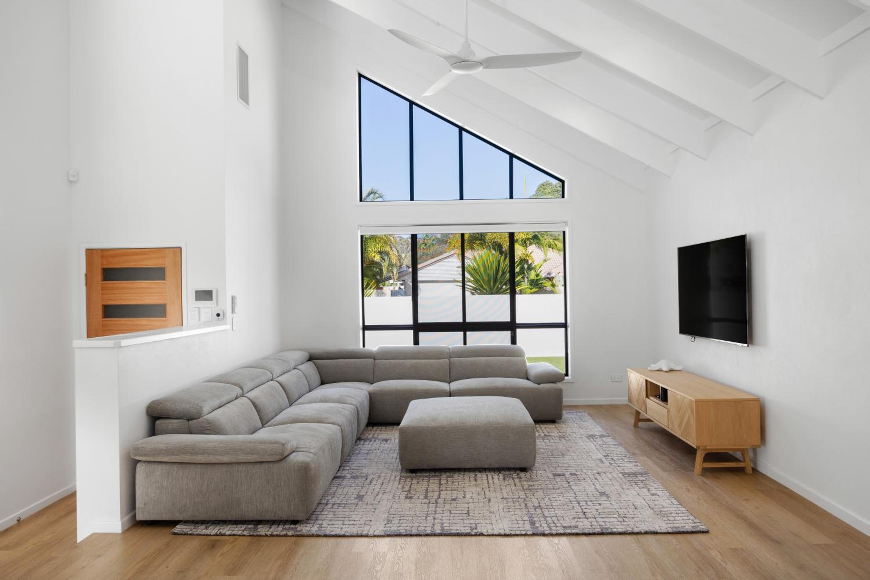 Waterfront Family Retreat, Pet-Friendly