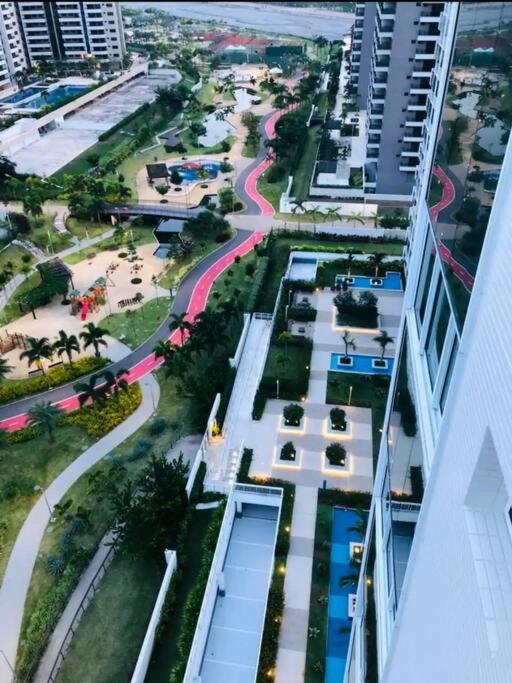 Apartamento um quarto Ilha Pura, Rio Centro, próx Parque Olímpico