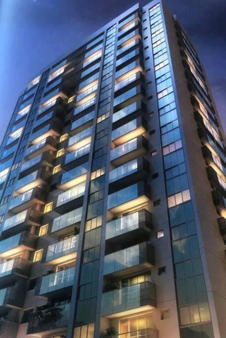 Apartamento um quarto Ilha Pura, Rio Centro, próx Parque Olímpico