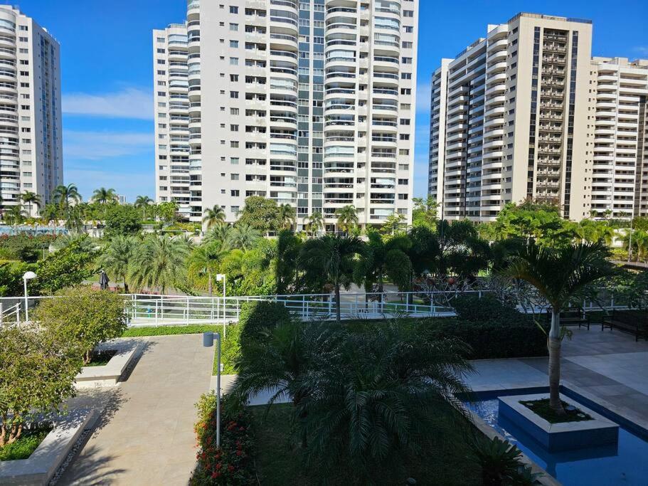 Apartamento um quarto Ilha Pura, Rio Centro, próx Parque Olímpico