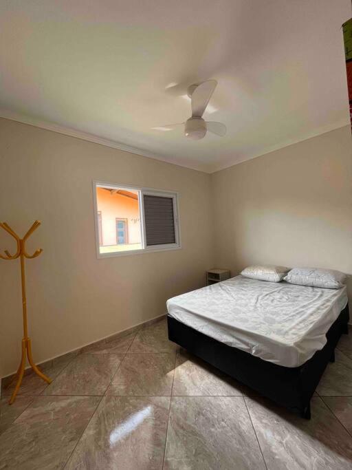 Apartamento completo com wi-fi e piscina
