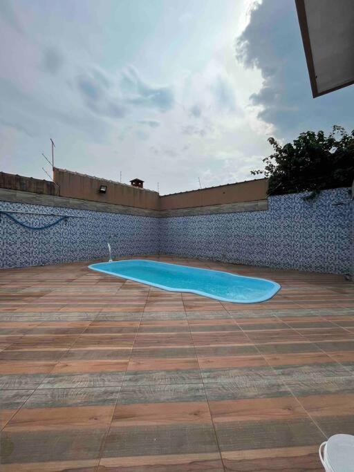 Apartamento completo com wi-fi e piscina