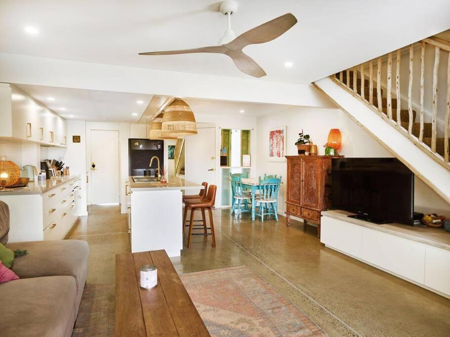 Elanora 3 bedroom apartment