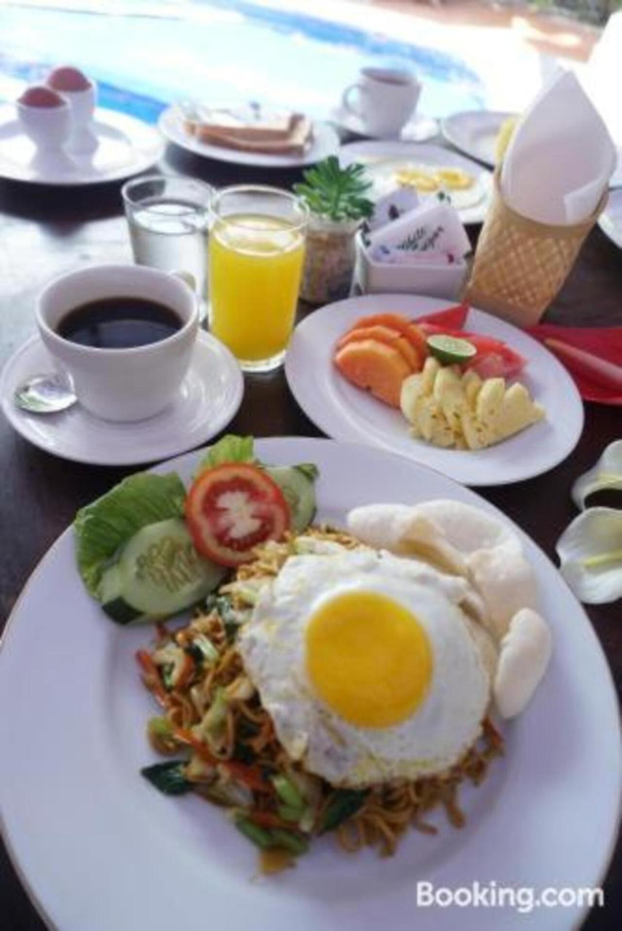 Sarinande Hotel