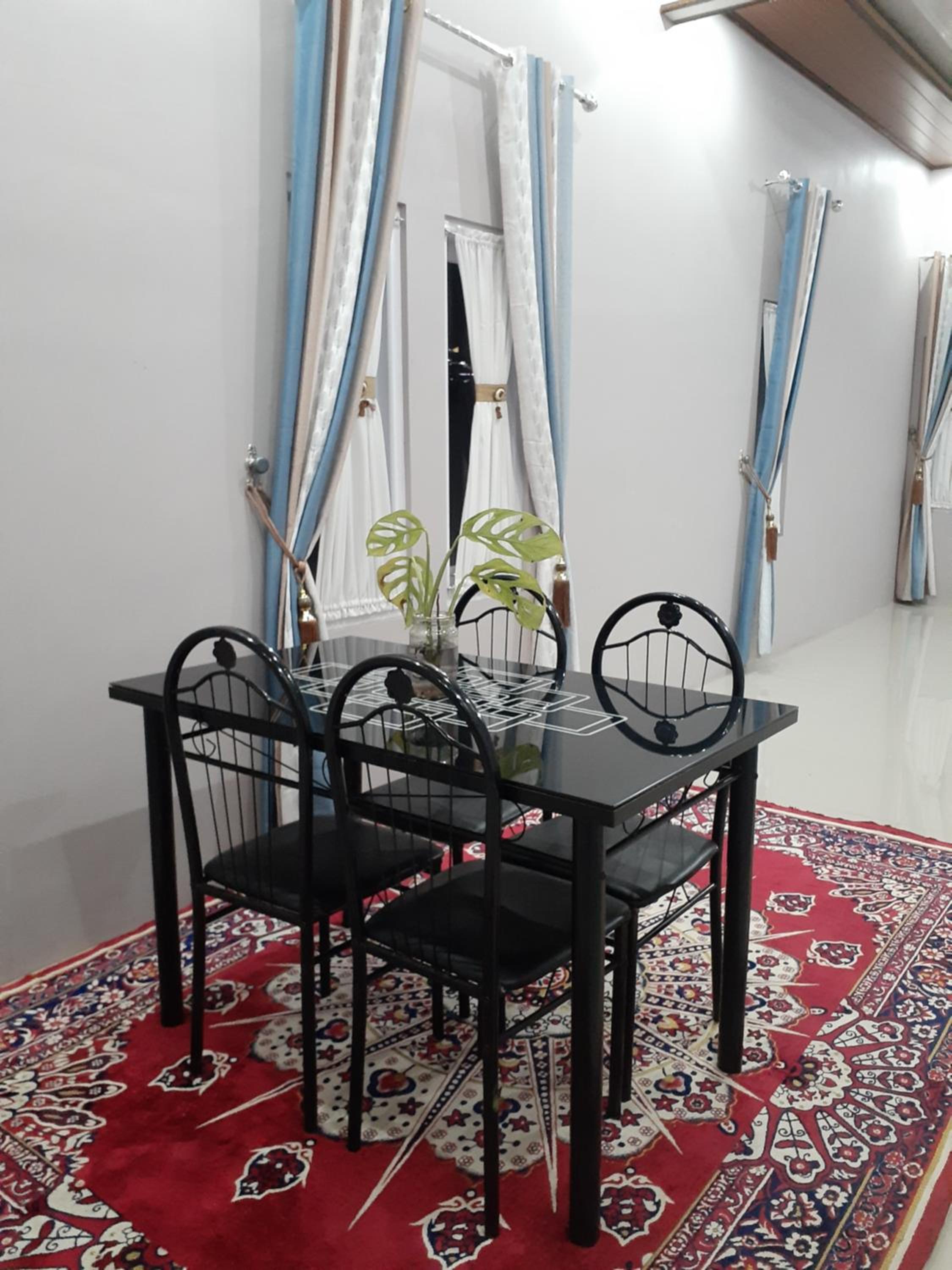 House kinanti