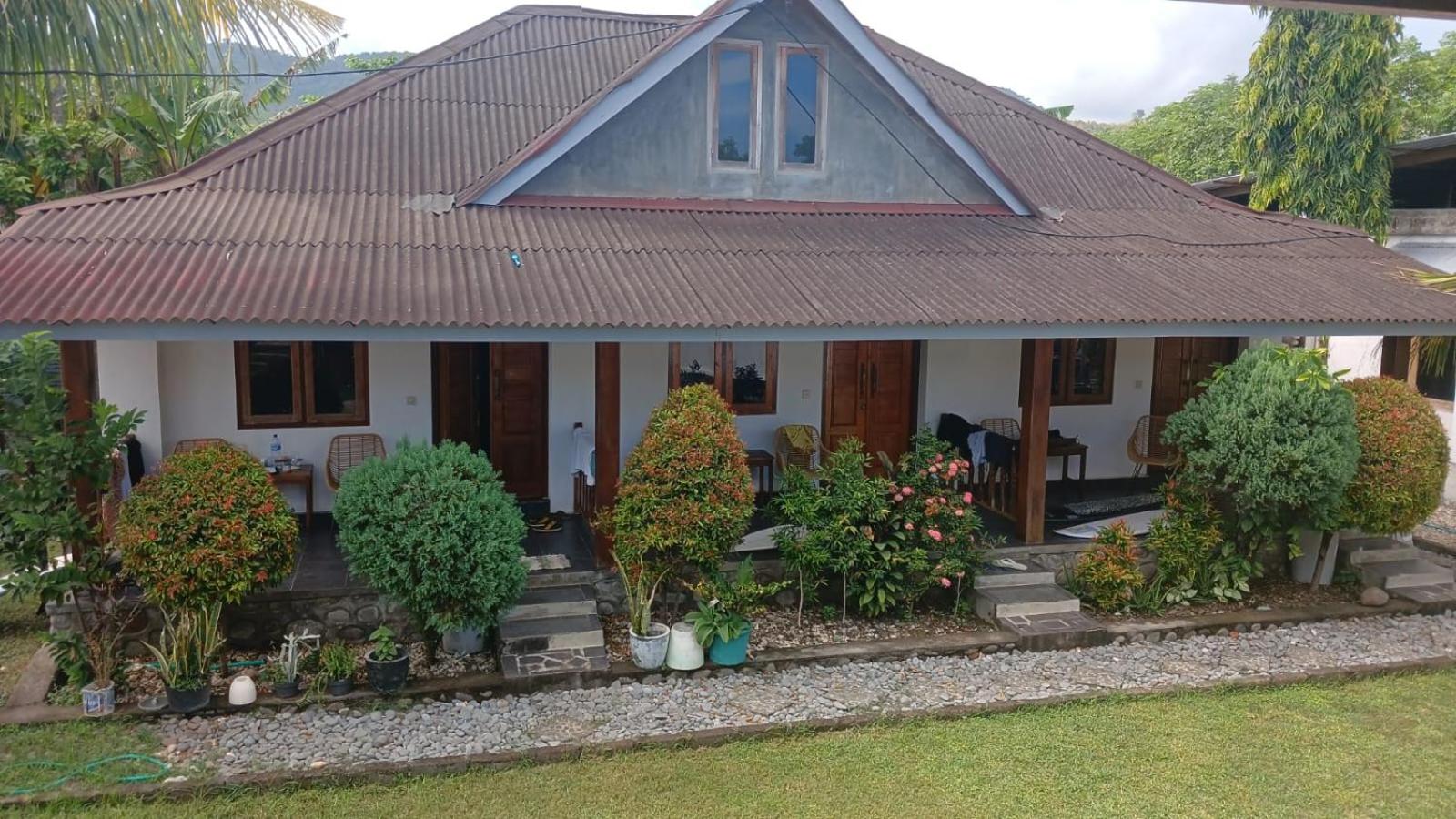 Tutti's Restaurant & Homestay