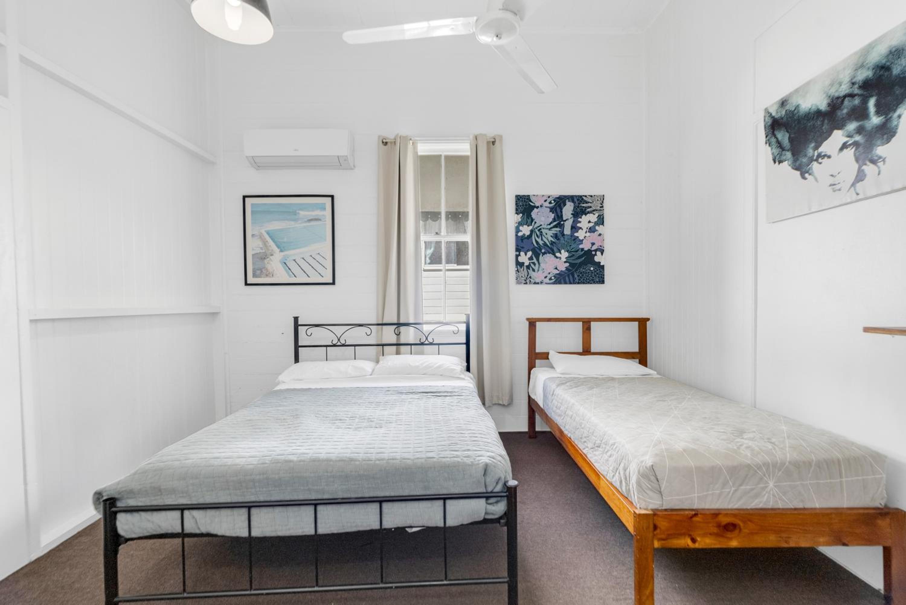6 Bedroom 3 Bathroom Apartment Cairns Central