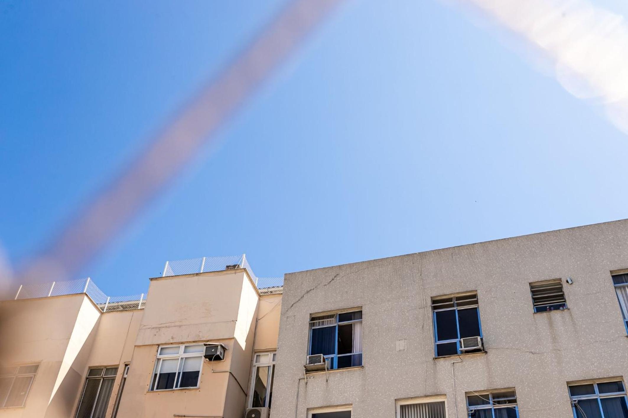 Apartamento Copacabana com Garagem, Home Office, Closet - Luxo, Conforto e Lazer.