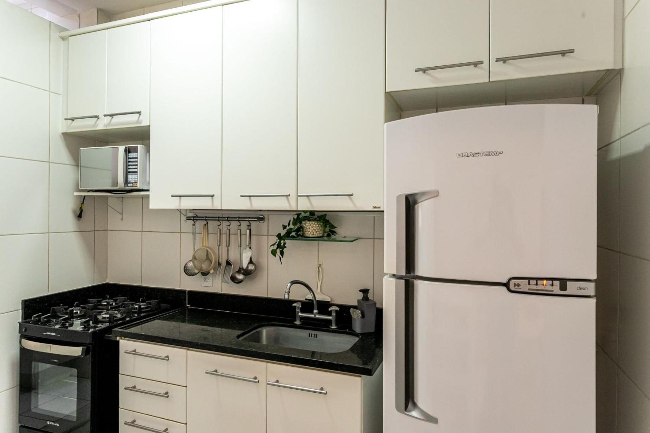 Apartamento Copacabana com Garagem, Home Office, Closet - Luxo, Conforto e Lazer.