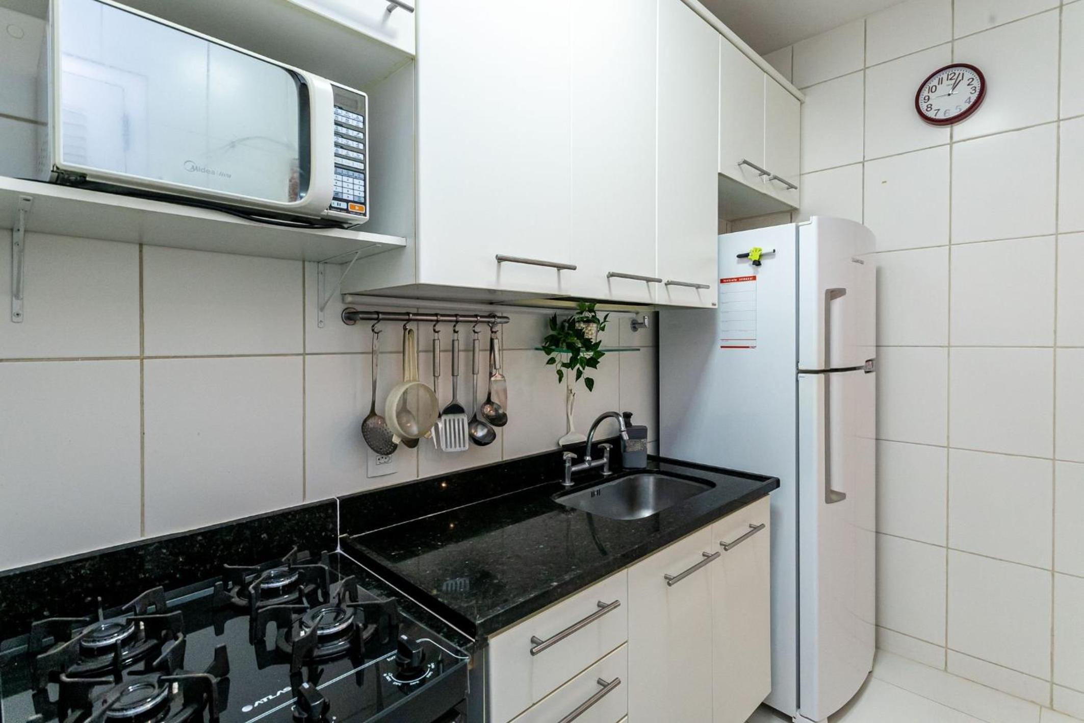 Apartamento Copacabana com Garagem, Home Office, Closet - Luxo, Conforto e Lazer.