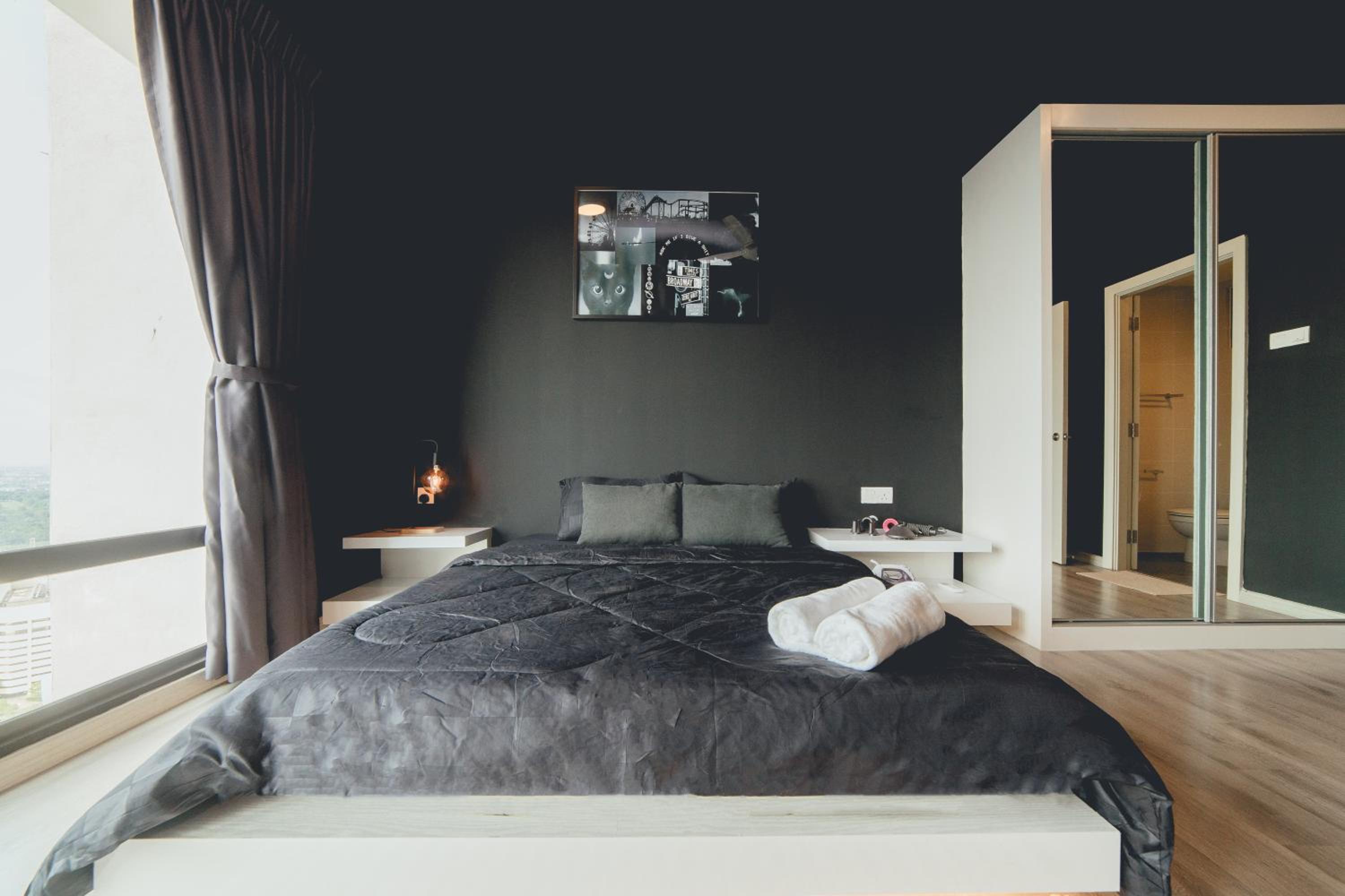 Mosaic Southkey 1BR Black Stone Suite Midvalley by Our Stay