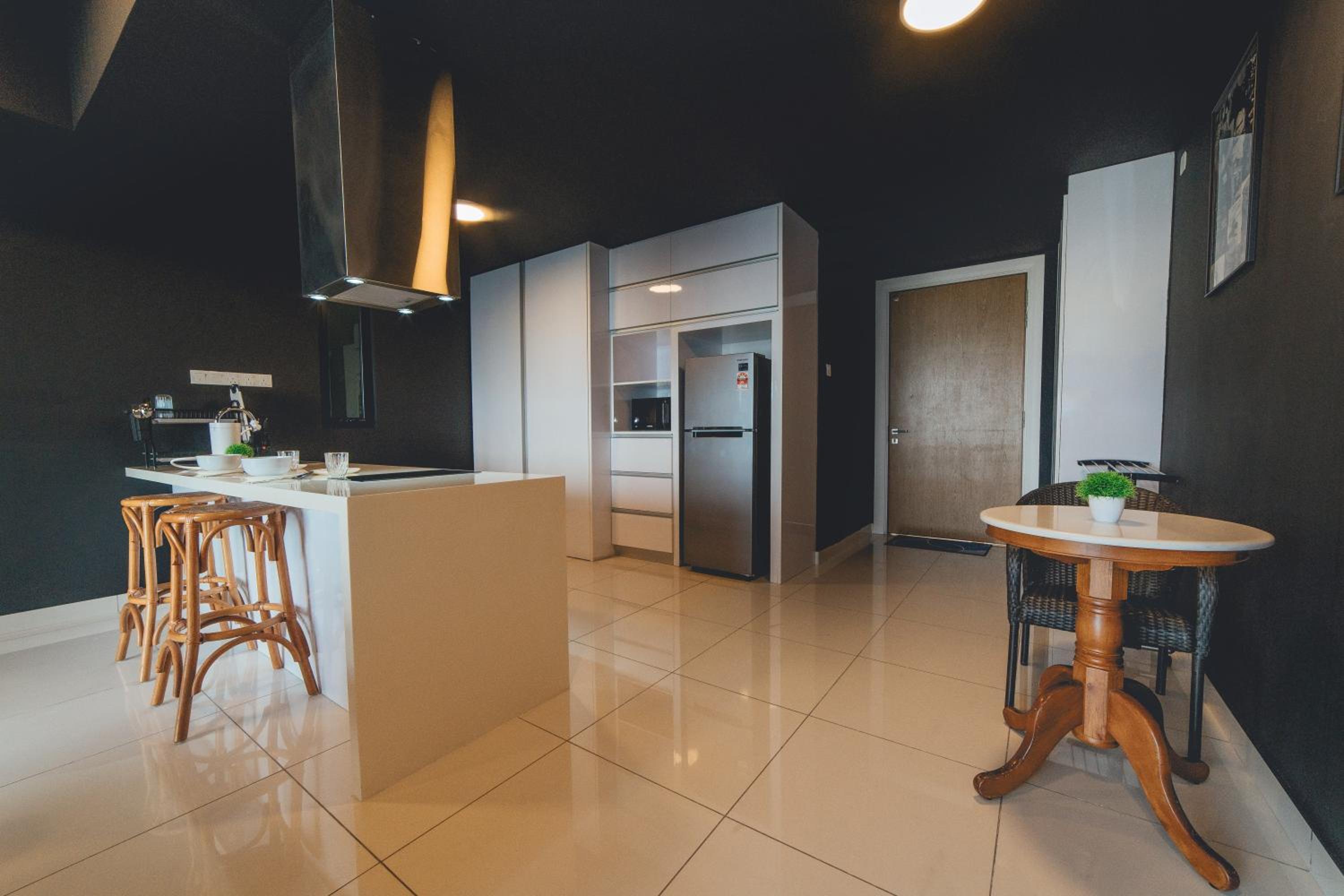 Mosaic Southkey 1BR Black Stone Suite Midvalley by Our Stay