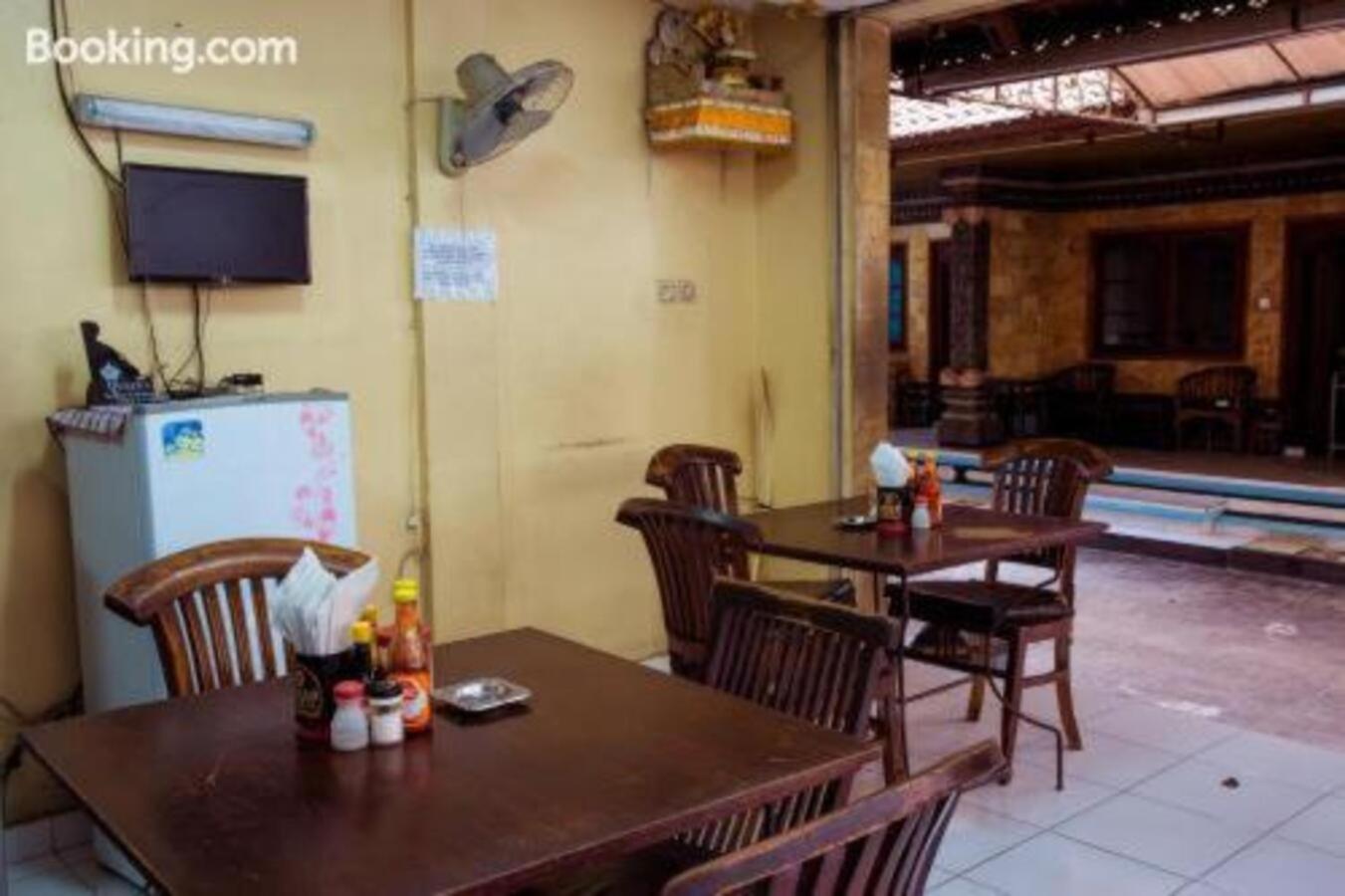 Segara Sadhu Inn Kuta by ecommerceloka