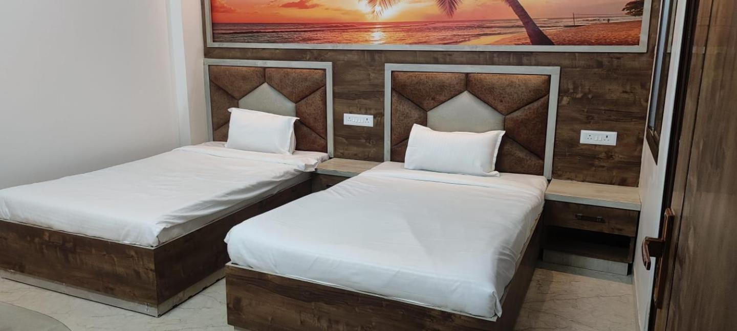 HOTEL Dev Vanshi Palace
