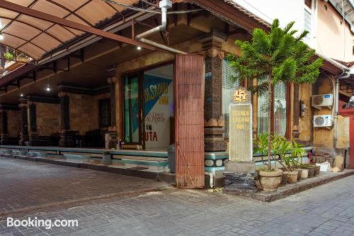 Segara Sadhu Inn Kuta by ecommerceloka