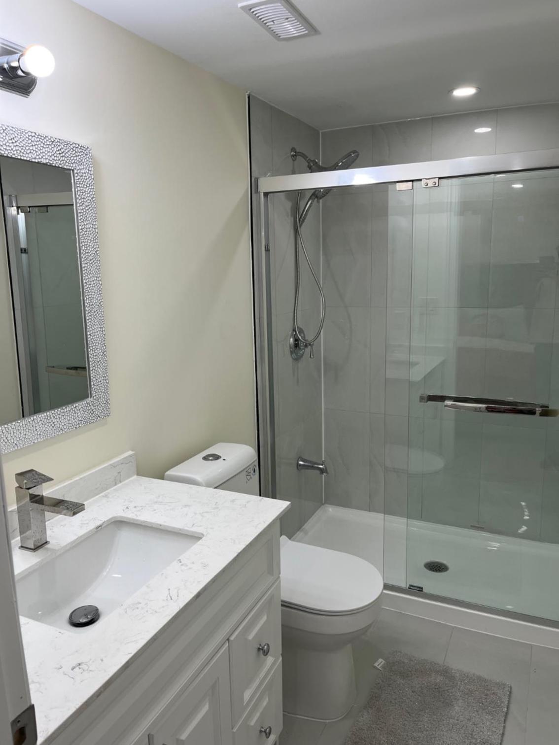 Comfortable Basement Home in Oakville, Ontario , Canada