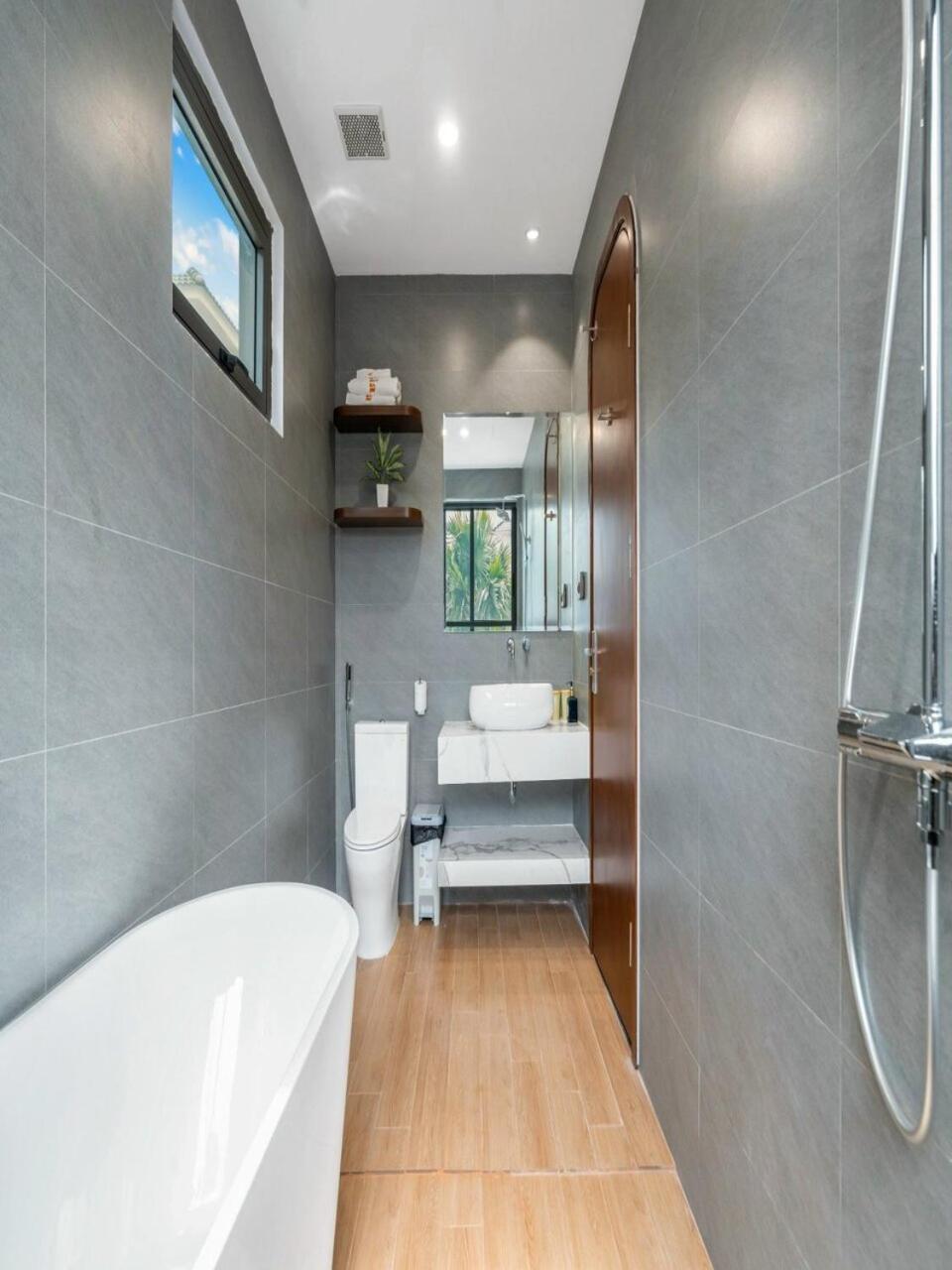 Villa 4 Phòng ngủ Sonasea Vân Đồn - Đầy đủ tiện nghi - sân vườn BBQ view 2