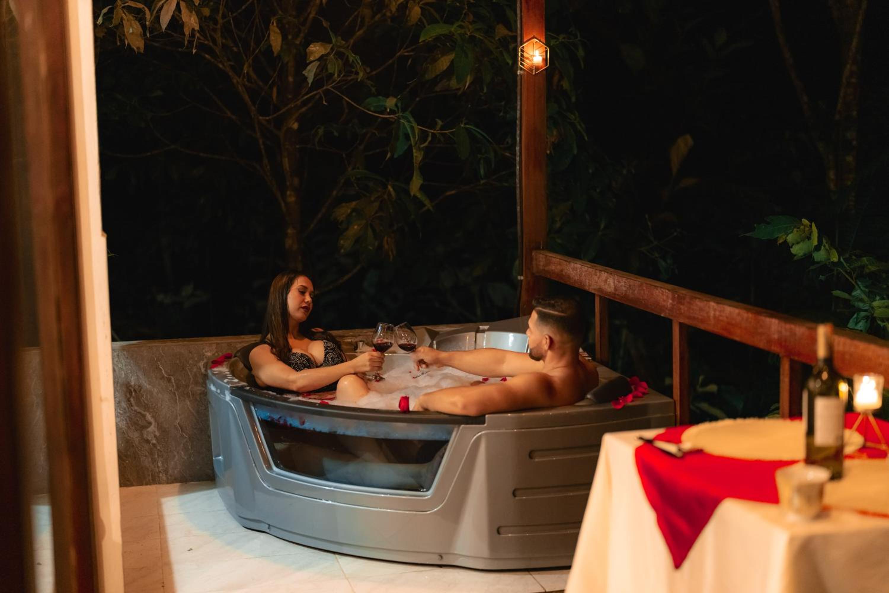 Amazon Puyu Glamping