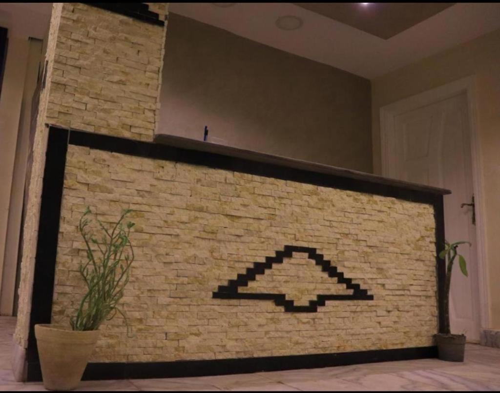 City pyramids inn