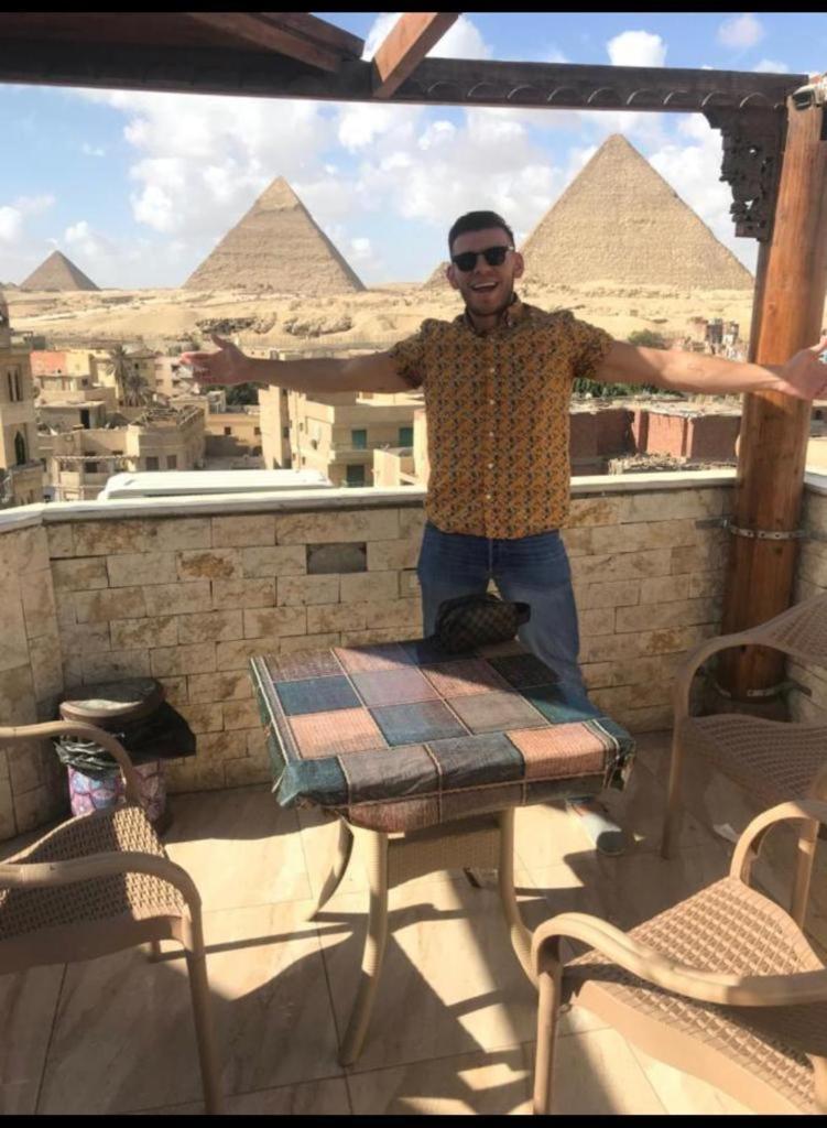 City pyramids inn