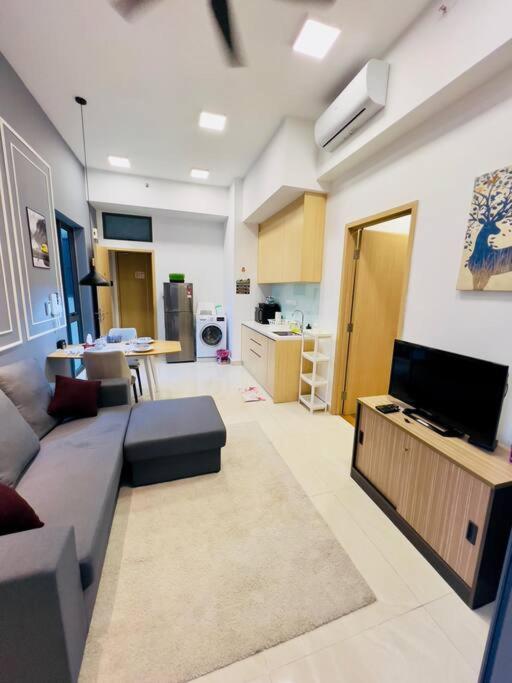 Kuala Lumpur skypool 2bed with balcony