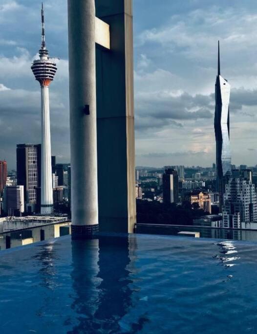 Kuala Lumpur skypool 2bed with balcony