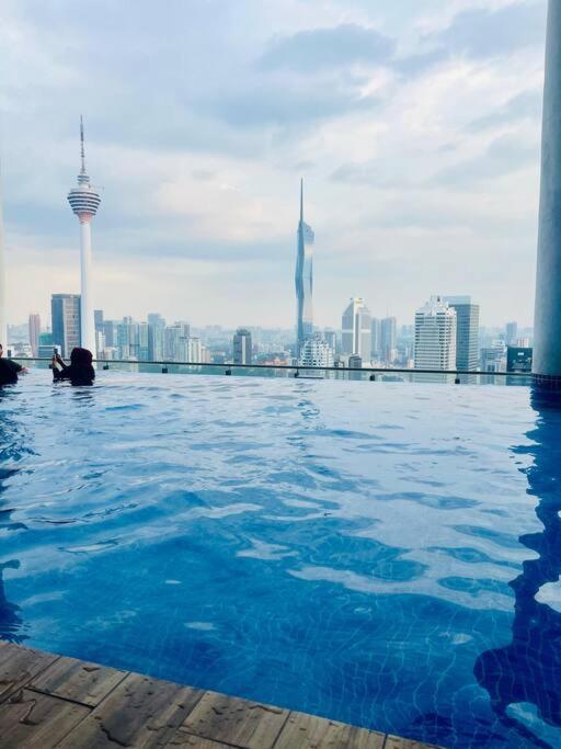 Kuala Lumpur skypool 2bed with balcony