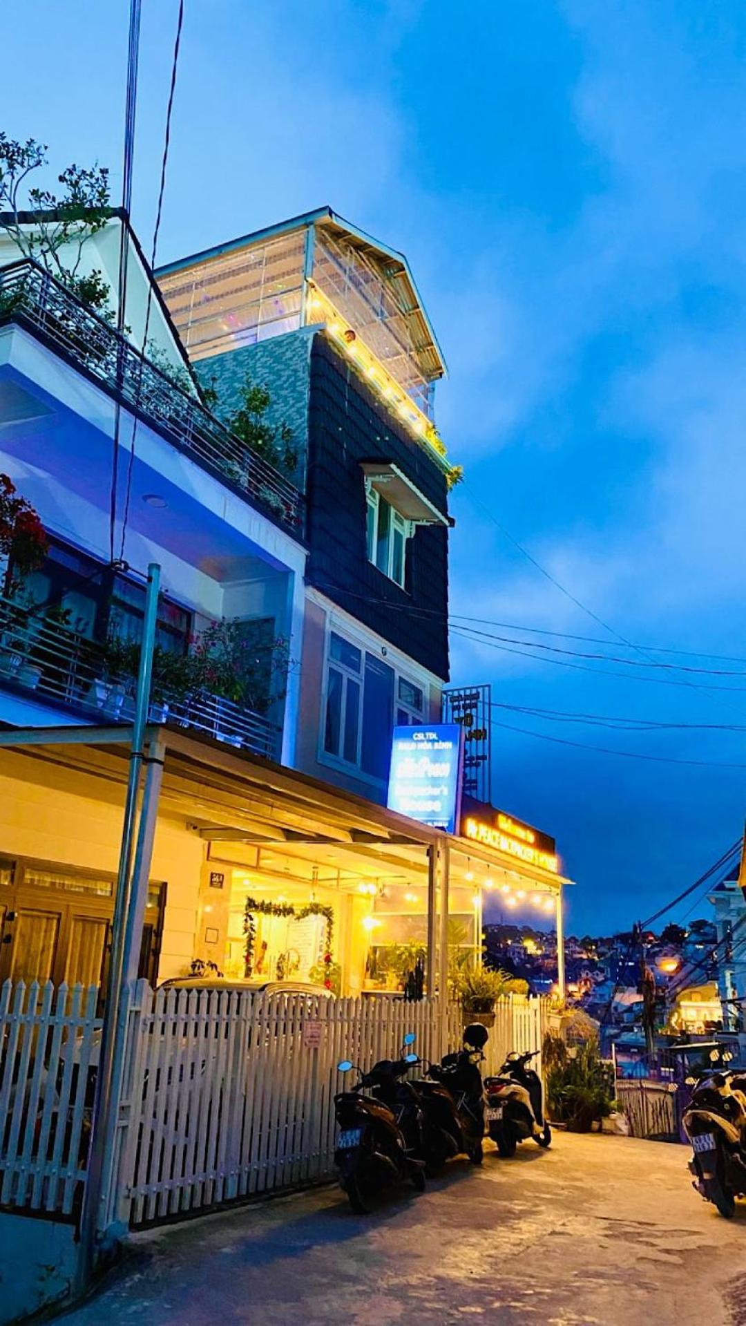 Dalat Mr Peace Backpacker's