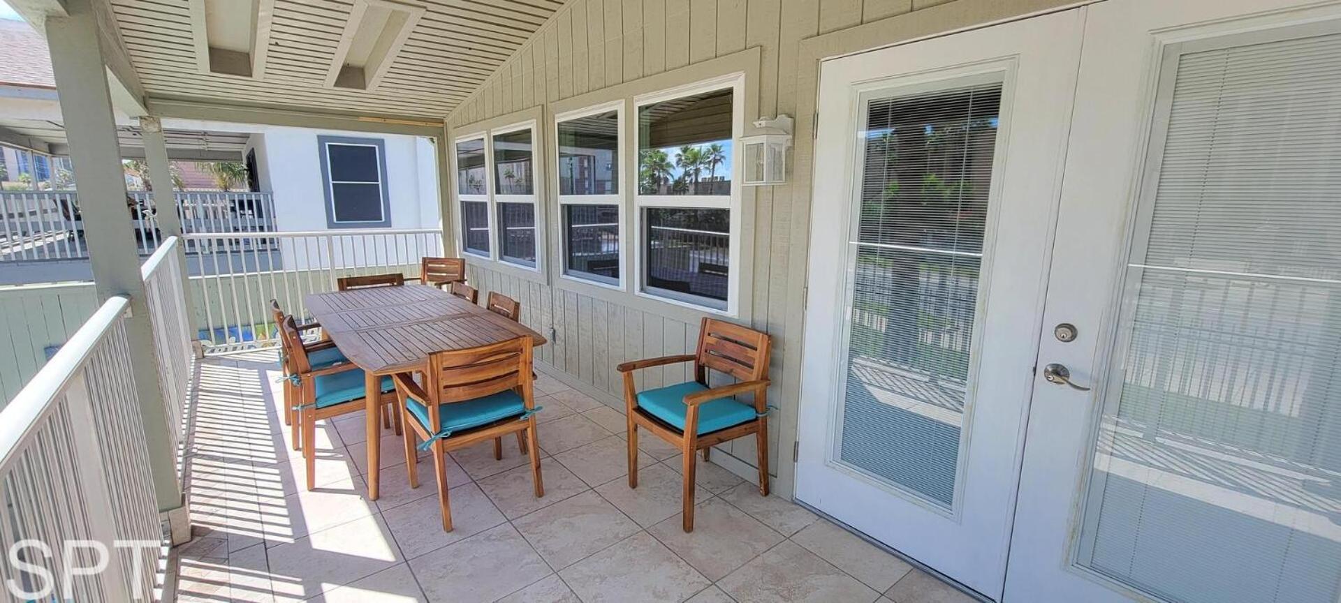 Photo 33