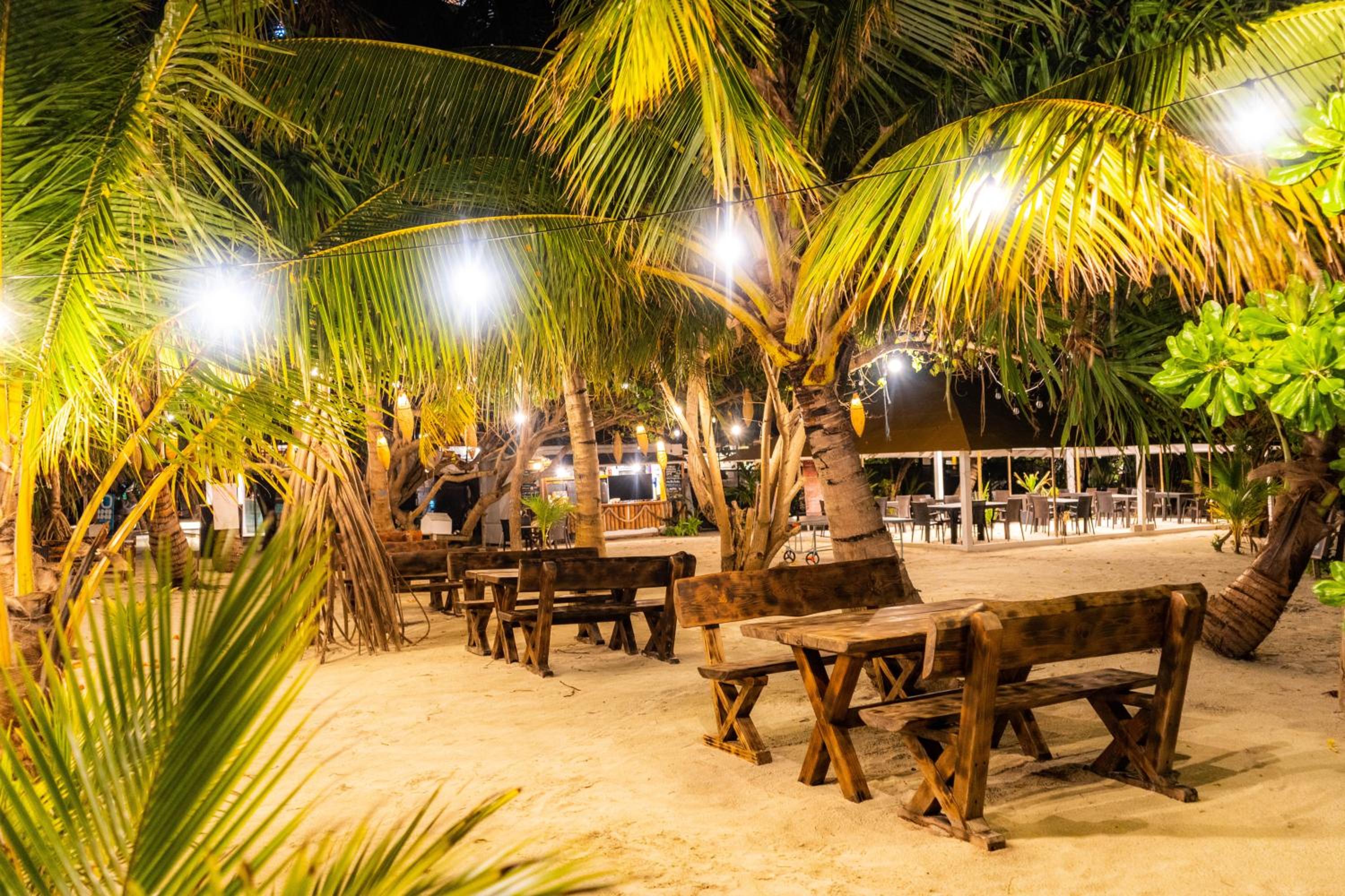Dhiffushi Inn 27