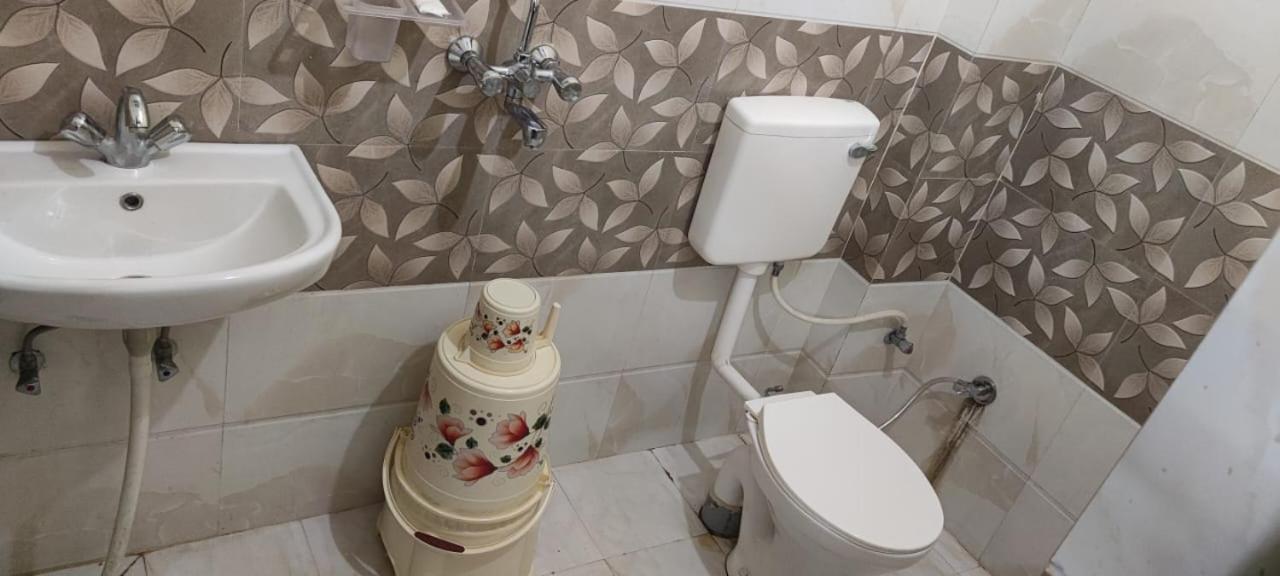 HOTEL Dev Vanshi Palace