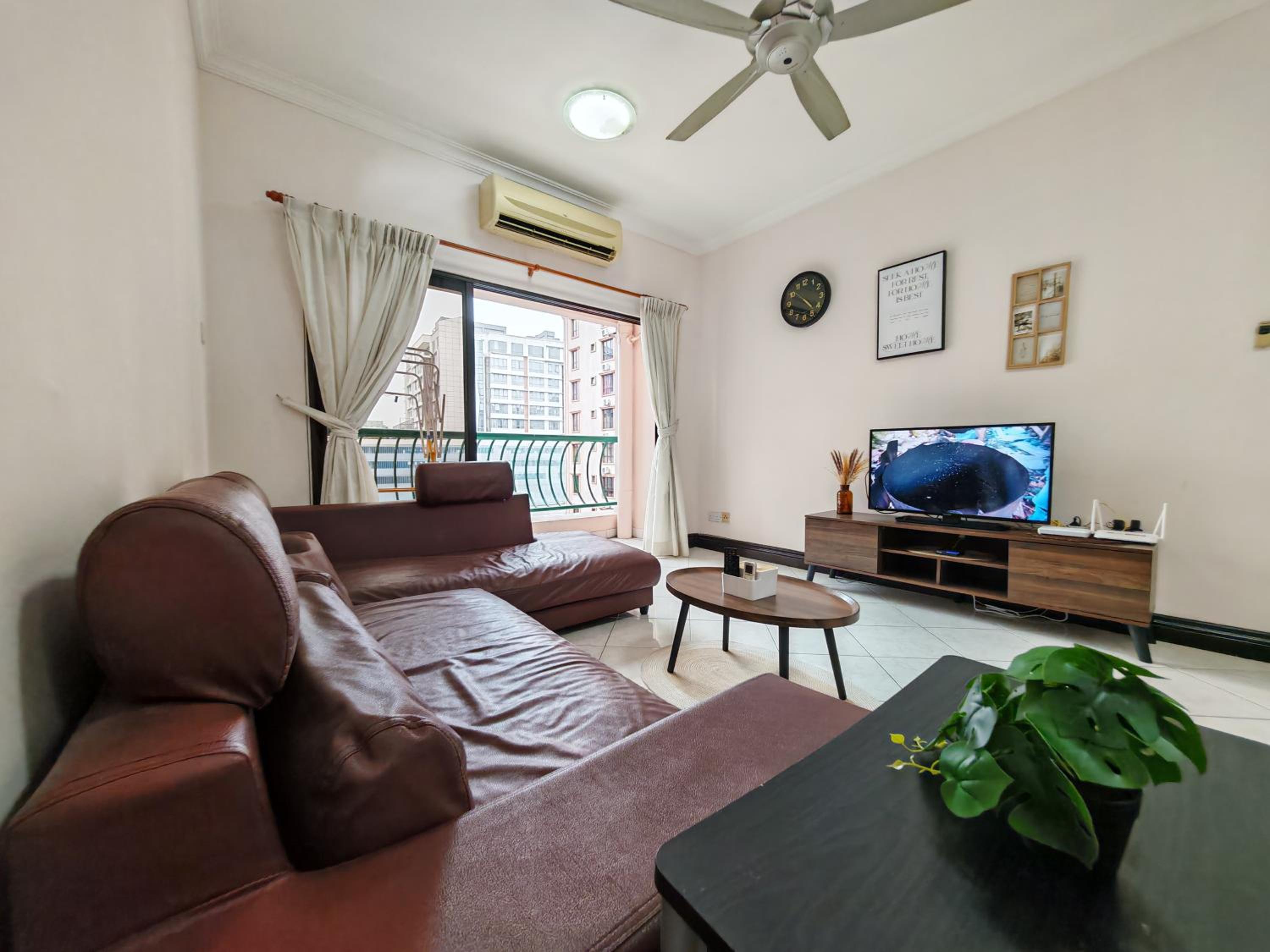 Marina Court by KC Home photo 8