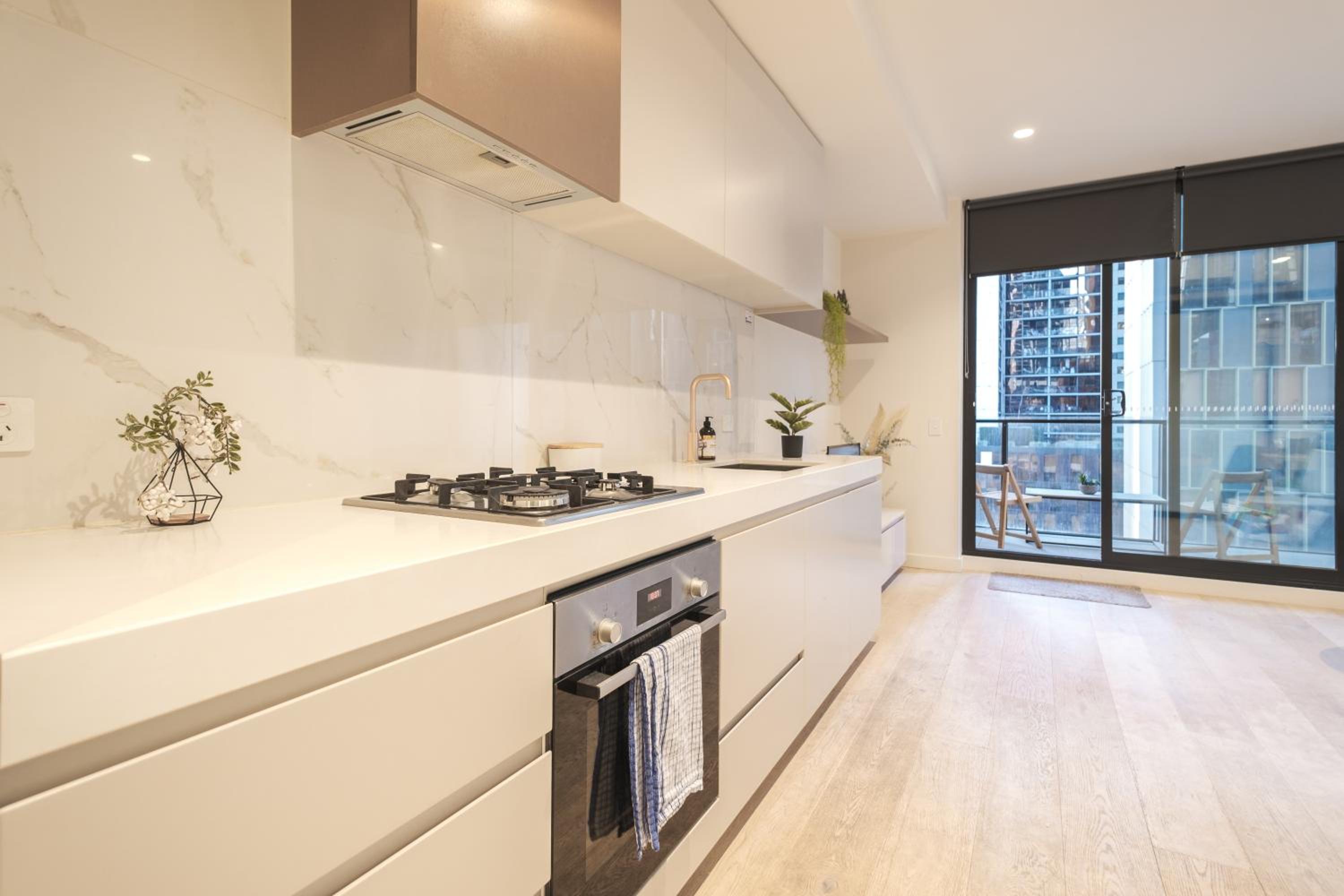Central Melbourne 1BR1BA Apt with Balcony photo 4