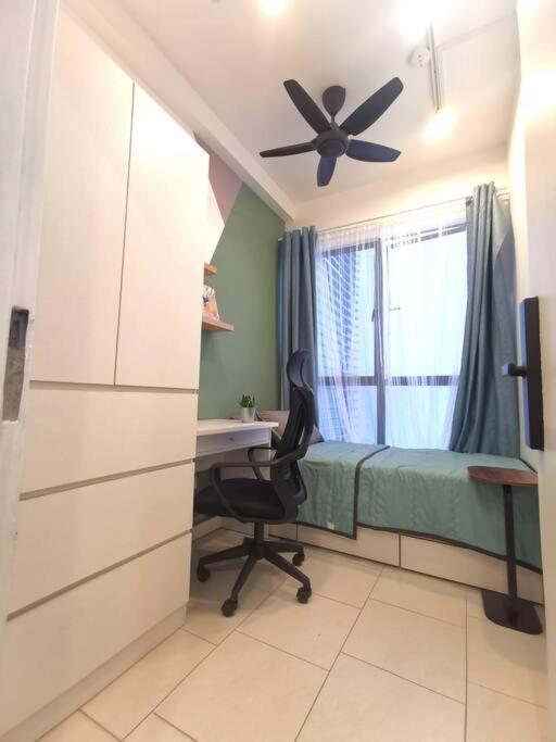 Cozy Retreat at Sri Kembangan photo 2