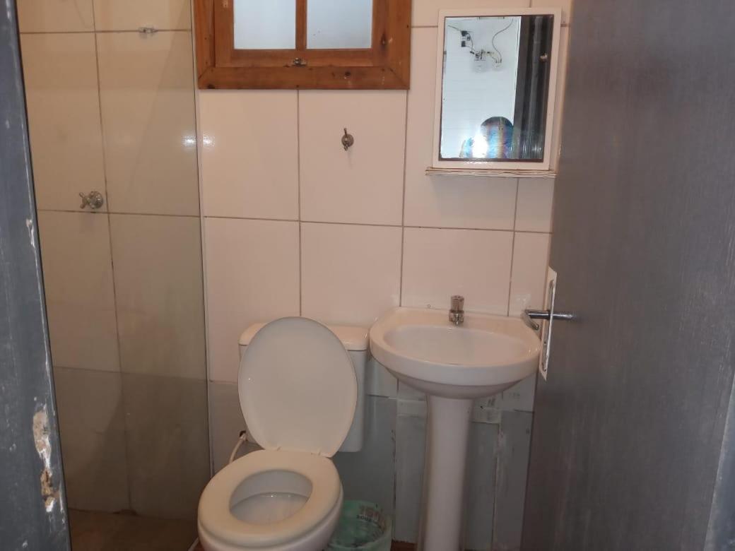 Casa pé na areia Ubatuba